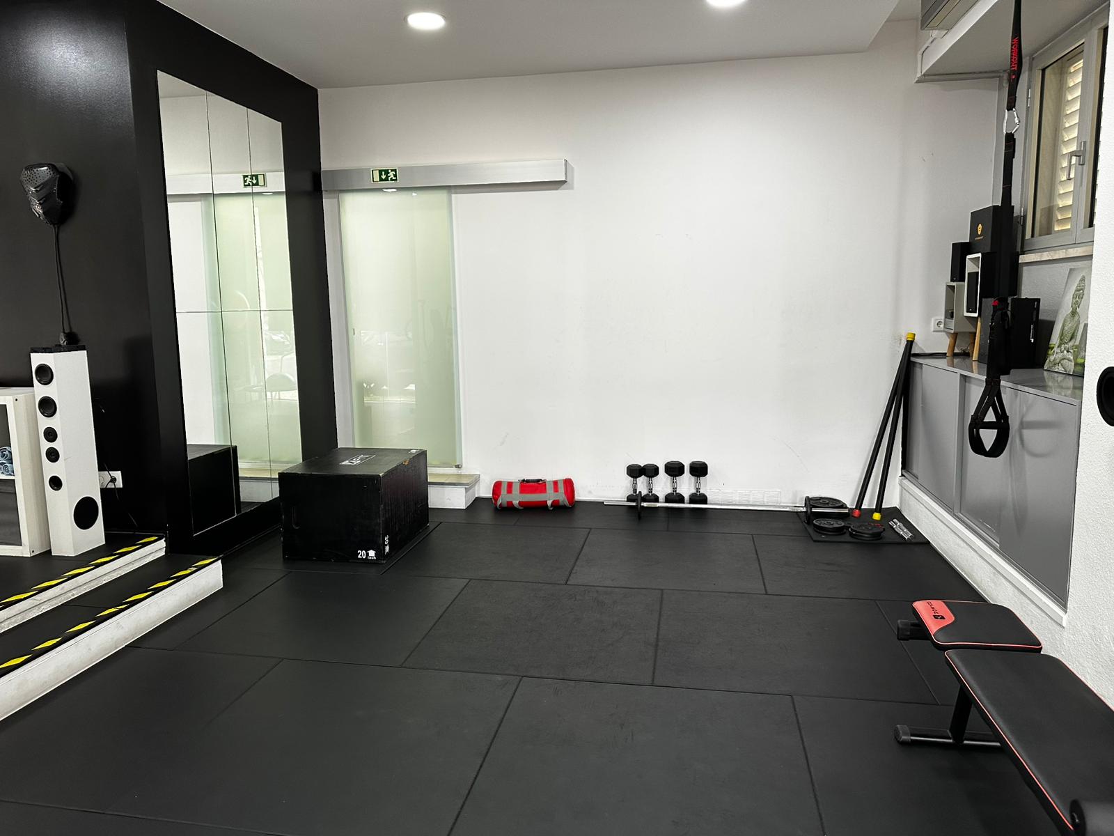TechBody Restelo, Lisboa, Portugal - Treino com Eletroestimulação