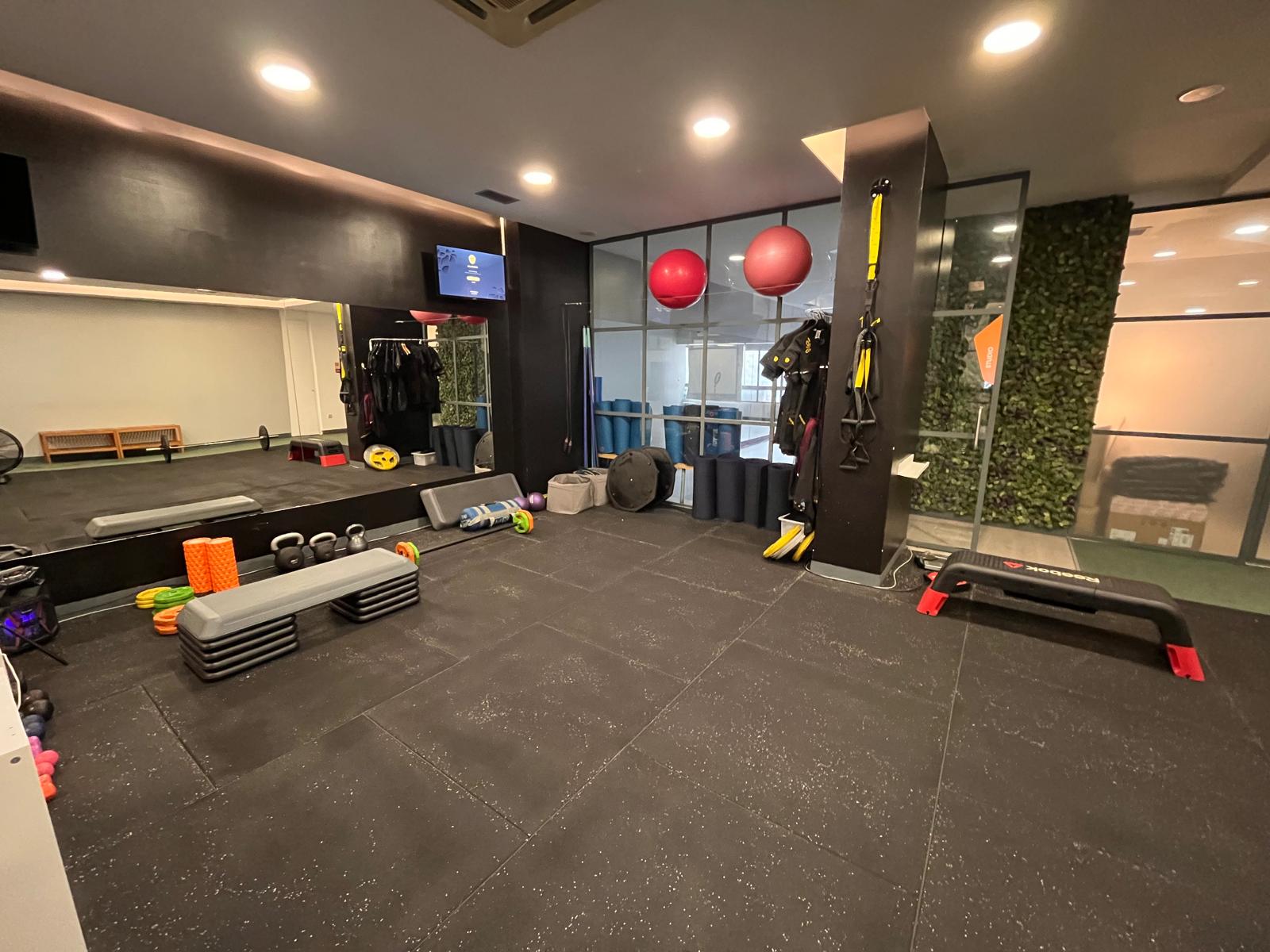 TechBody Telheiras, Lisboa, Portugal - Treino com Eletroestimulação