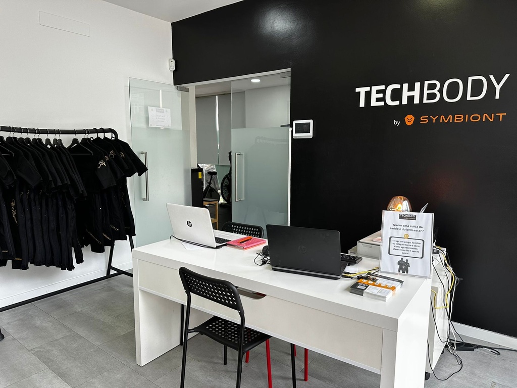 TechBody Restelo, Lisboa, Portugal - Treino com Eletroestimulação